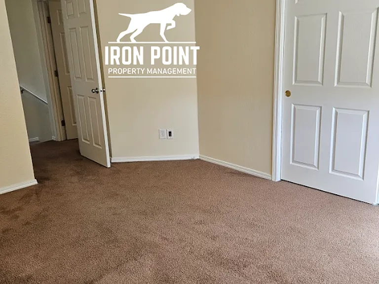 35 N Barritz Ct — Photo 17