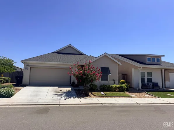 9623 Silver Falls Ln, Shafter, CA 93263
