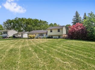 1344 Redman Rd, Hamlin, NY 14464