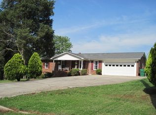 4209 Lakewood Cir, Trinity, NC 27370