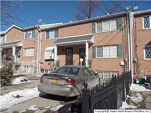 5th image of 73 Beach St
