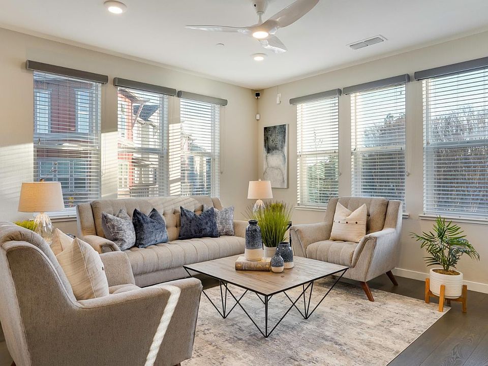 1st image of 845 De Guigne Dr #5