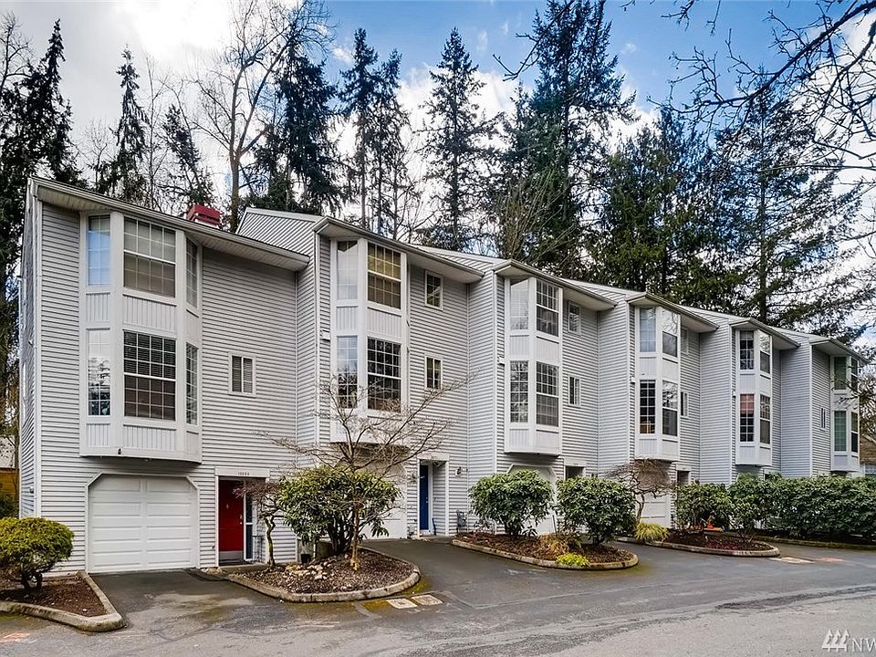 1st image of 10219 NE 129th Ln