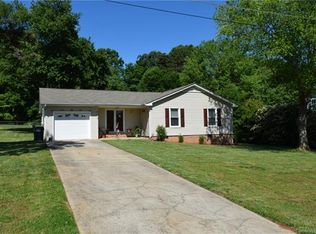 2519 Winterfield Dr, Gastonia, NC 28056