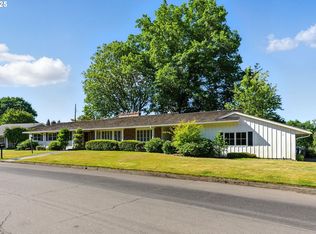 5150 SW Windsor Ct, Portland, OR 97221