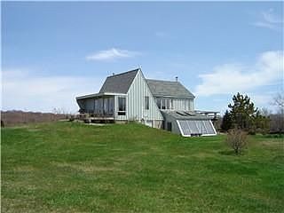 2nd image of 76 Parkside Dr