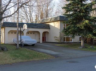 3740 Laron Ln, Anchorage, AK 99504