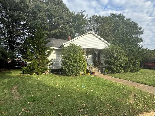 600 S Main St, Kennett, MO 63857