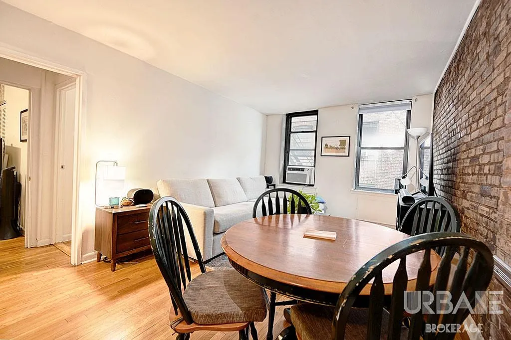 35 Grove Street — Photo 2