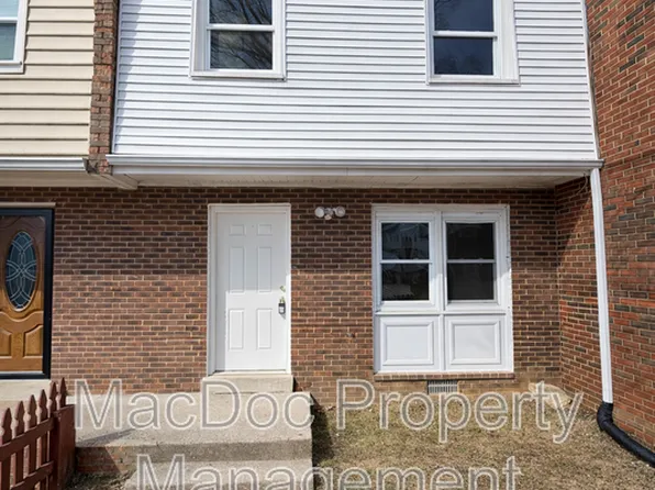 3456 Beale Ct, Woodbridge, VA 22193