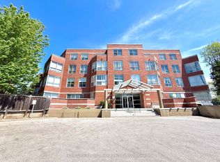 9 Chalmers Rd #203, Richmond Hill, ON L4B 3N3