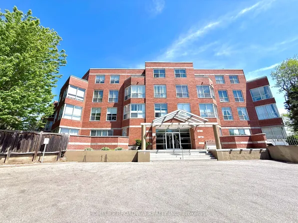 9 Chalmers Rd #203, Richmond Hill, ON L4B 3N3
