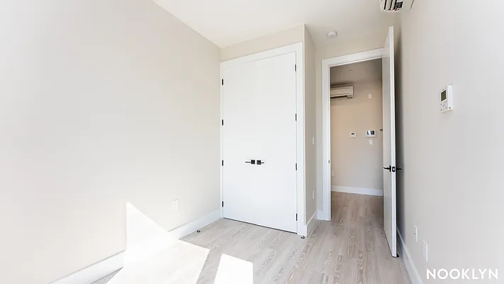 Rented by Nooklyn NYC LLC | media 40