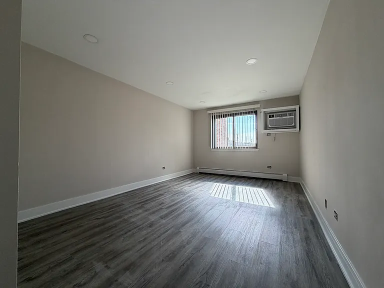 5525 N Chester Ave #42 — Photo 18
