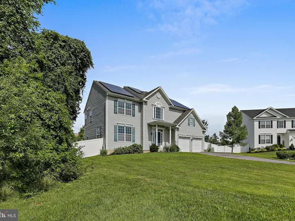 702 Hurricane Hole Ct, Glen Burnie, MD 21060