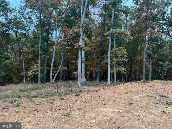 23 Oak Hill Ct, Stephens City, VA 22655