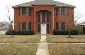 2nd image of 301 Crowe Dr