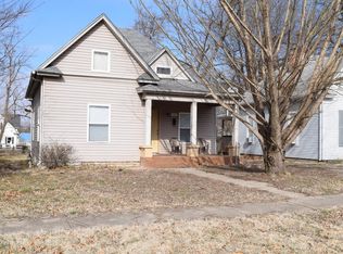 1127 W Florida St, Springfield, MO 65803