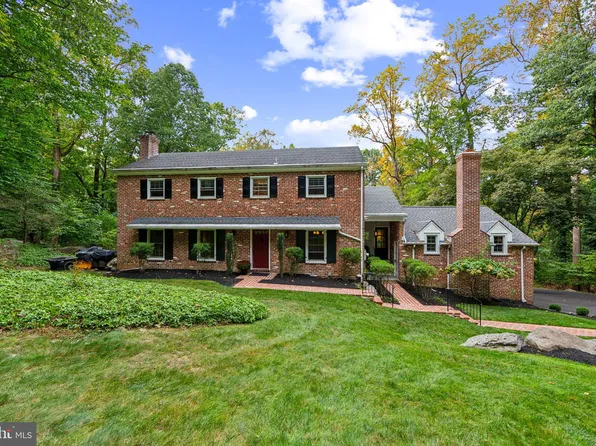 4020 Fox Hill Ln, Newtown Square, PA 19073
