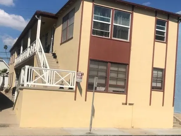 45 Roswell Ave #4, Long Beach, CA 90803