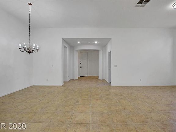 4th image of 213 Pebble Canyon Dr