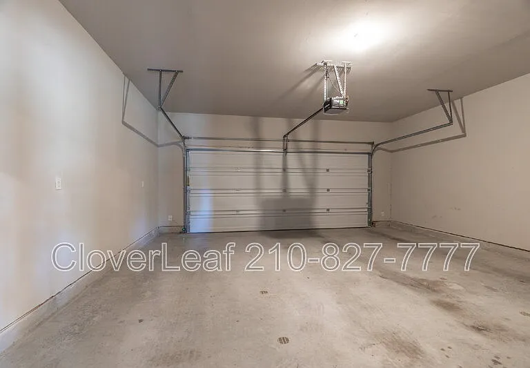 255 Kinsley Way — Photo 30