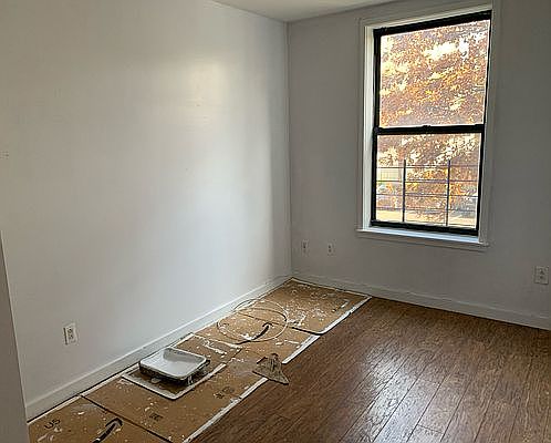 4th image of 263 Pleasant Ave APT 2A