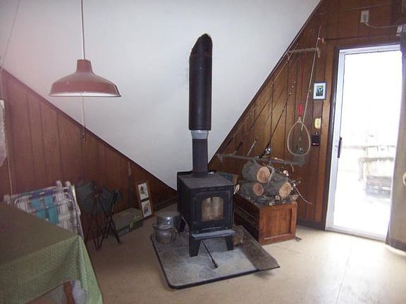 4th image of 21 Tanglewood Dr