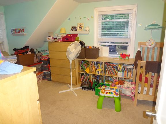 2nd fl br w/storage & WIC
