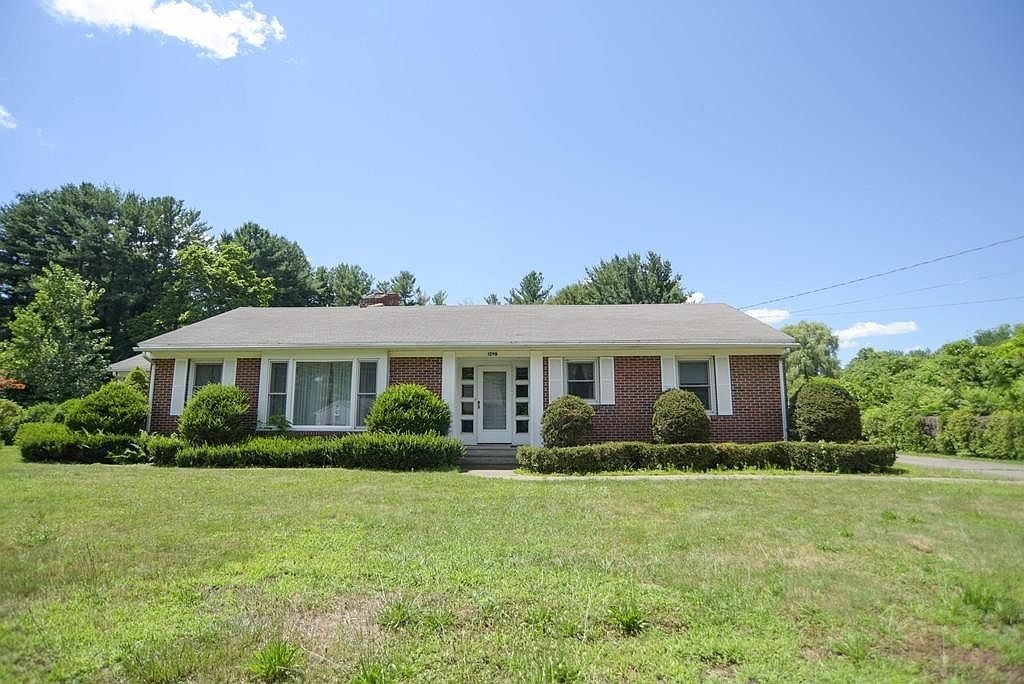1298 Suffield St, Agawam, MA 01001 Zillow