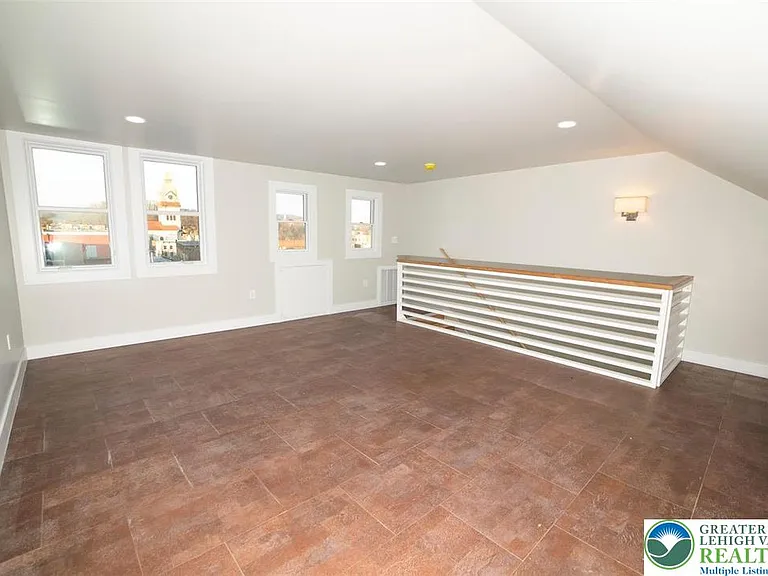 517 Ferry St #2 — Photo 11