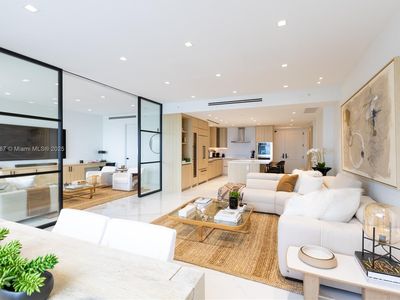 1425 Brickell Ave APT 47A, Miami, FL, 33131