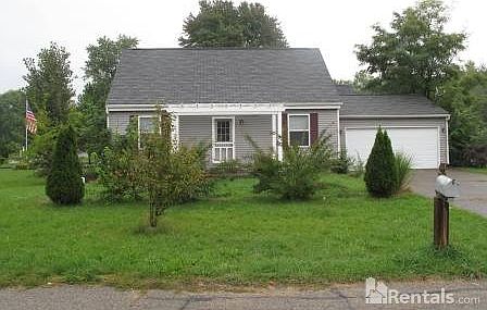 1st image of 390 Highgate Ave