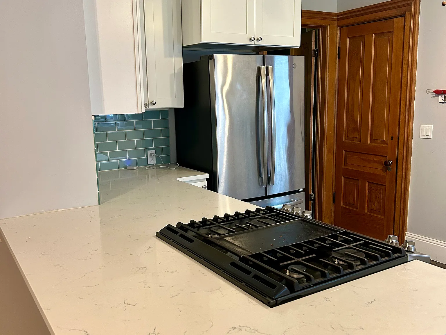 3 bed, 1850 sqft, $2,500 — Photo 4
