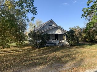 28319 Ellsworth St, Cross Timbers, MO 65634