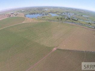 1038 E Butte Rd, Menan, ID 83434