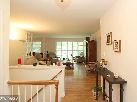 4th image of 11116 Whisperwood Ln
