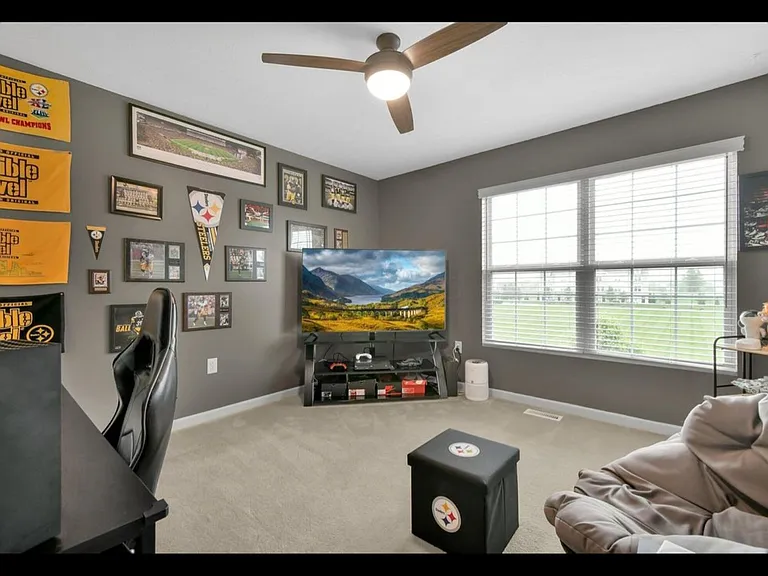 389 Laurel Creek St — Photo 21