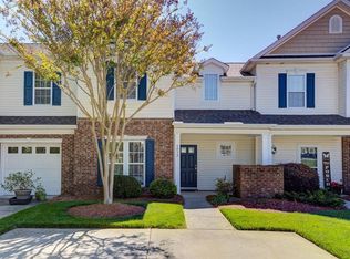 5823 Fox Point Cir, Winston Salem, NC 27104