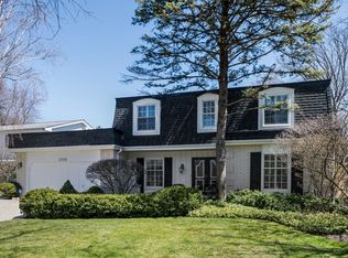 1735 Sherwood Rd, Highland Park, IL