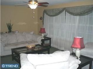 11 Crestview Dr, Cherry Hill, NJ 08003