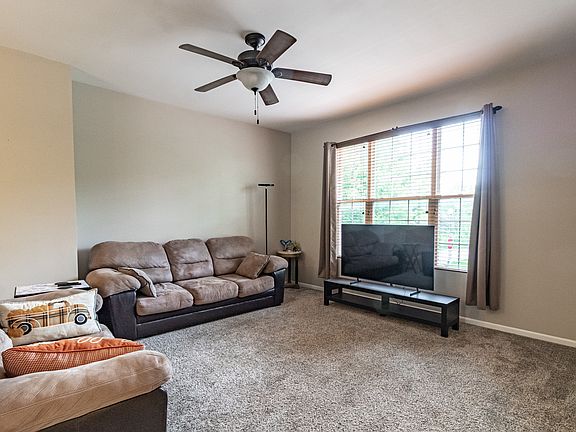 3rd image of 1631 Station Park Dr