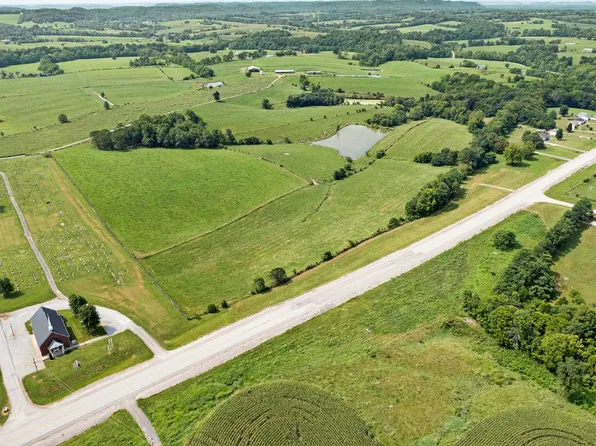 200 Haysville Cemetery Rd, Gravel Switch, KY 40328