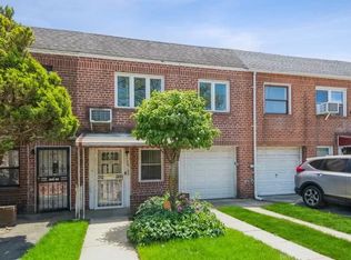 170-30 Foch Blvd, Jamaica, NY 11434