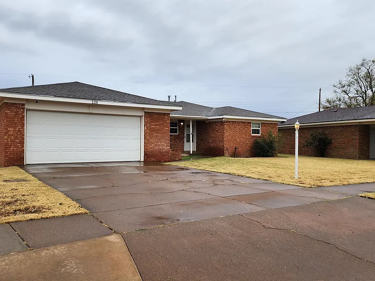 128 Cooper Ct — Photo 5
