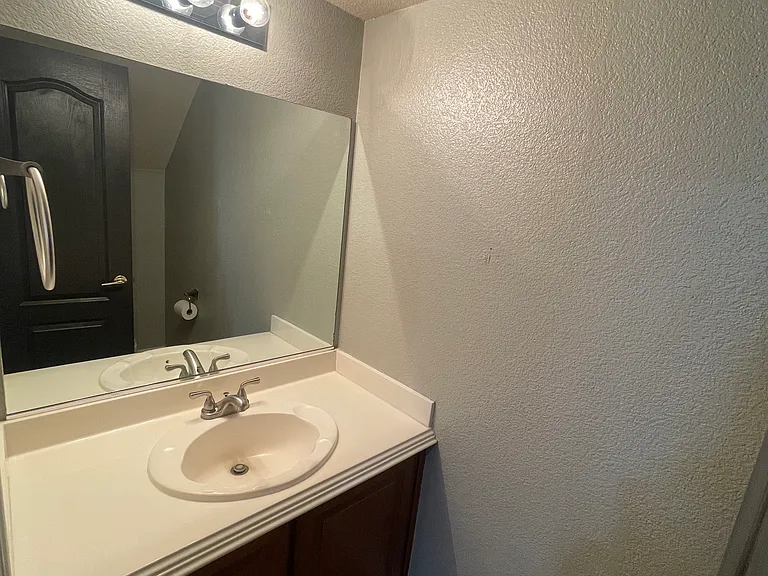 1142 Grass Pond Pl #102 — Photo 15