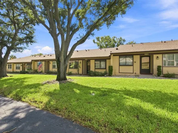 11231 DOLLAR LAKE DRIVE #4, PORT RICHEY, FL 34668