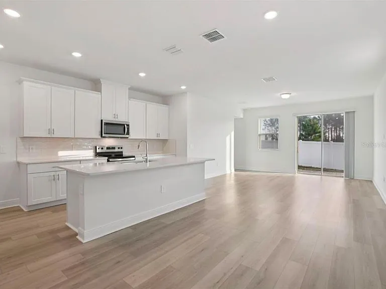 1769 Archer Dr — Photo 3