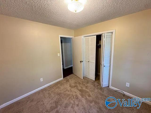 127 Colby Dr — Photo 23