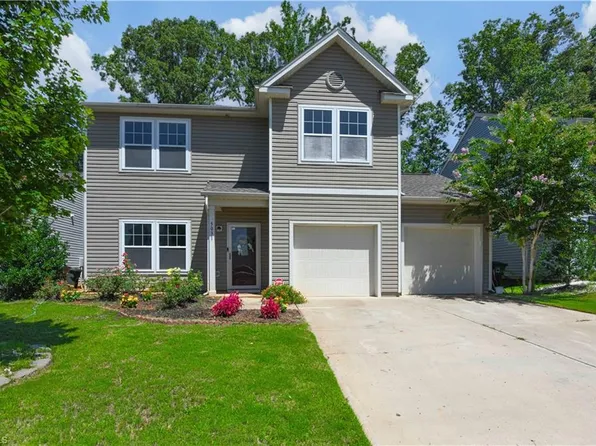 5031 Red Poll Dr, Greensboro, NC 27405